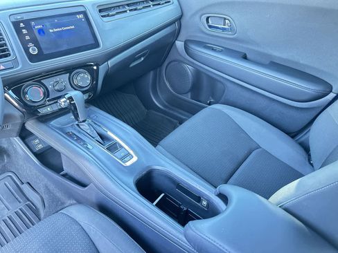 Used 2021 Honda HR-V Sport image 18