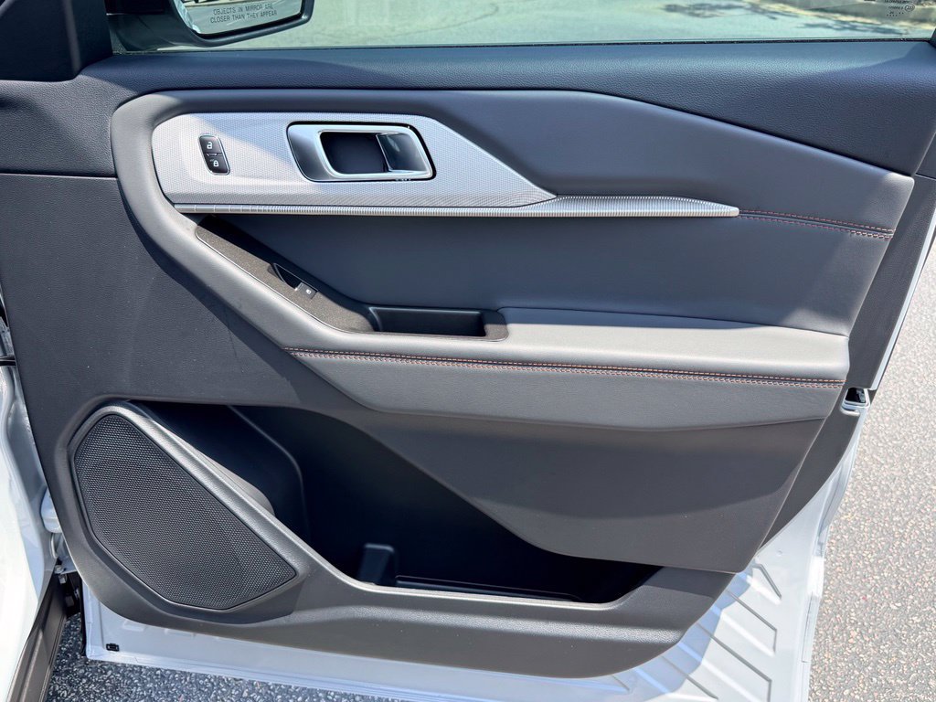 New 2026 Ford Explorer Active w/ Active Comfort Package RWD image 7