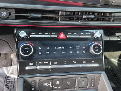 Certified 2024 Hyundai Santa Fe Calligraphy AWD/4WD image 30