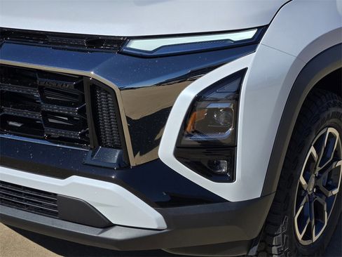 New 2026 Chevrolet Equinox ACTIV w/ Convenience Package III image 20