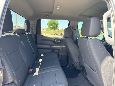 Used 2023 Chevrolet Silverado 1500 Custom image 16