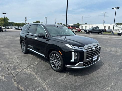 Used 2025 Hyundai Palisade Calligraphy AWD/4WD image 3