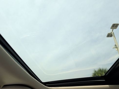 Used 2019 Ford Expedition Limited w/ Equipment Group 301A image 16