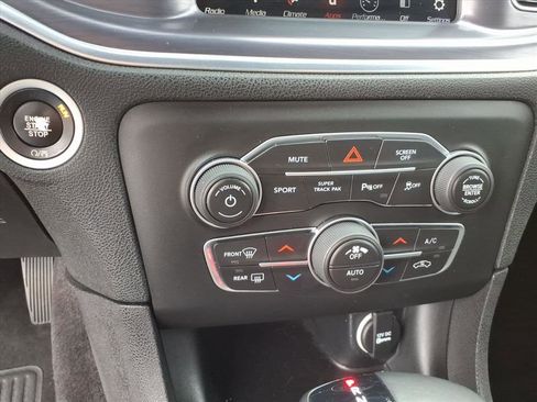 Used 2018 Dodge Charger R/T Scat Pack image 21