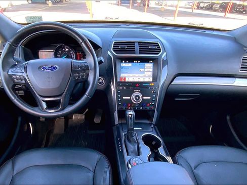 Used 2017 Ford Explorer Sport w/ Equipment Group 401A AWD/4WD image 6