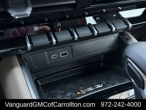 New 2026 GMC Canyon Denali AWD/4WD image 17