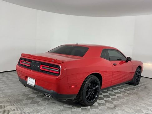 Used 2022 Dodge Challenger GT image 5