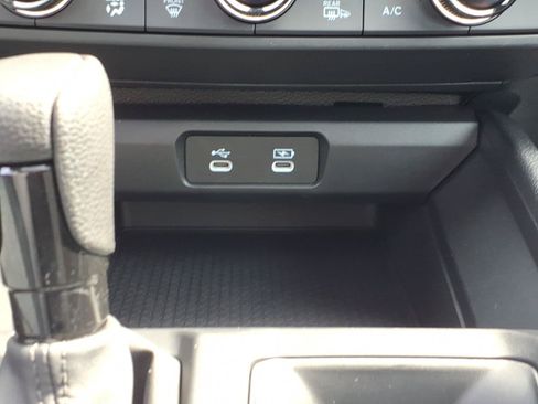 Certified 2025 Honda Accord SE image 21
