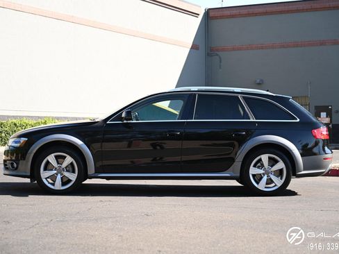 Used 2015 Audi A4 Premium w/ Audi MMI Navigation image 4