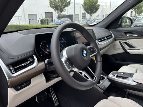 New 2026 BMW X1 xDrive28i w/ Technology Package AWD/4WD image 17