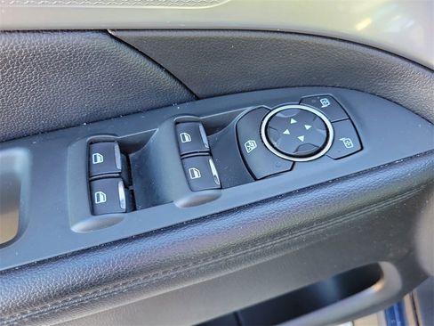 Used 2017 Ford Explorer XLT w/ Equipment Group 202A image 23