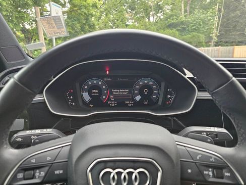 Used 2025 Audi Q3 2.0T Premium AWD/4WD image 26