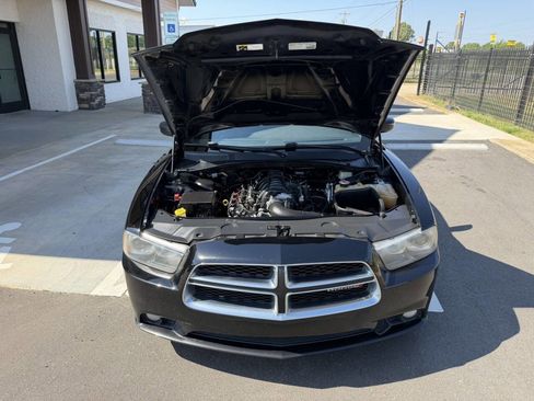 Used 2014 Dodge Charger R/T RWD image 32