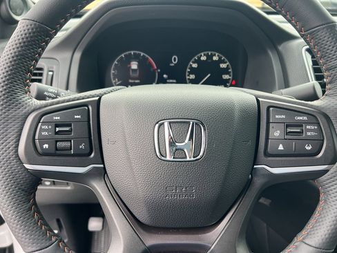 Certified 2025 Honda Ridgeline TrailSport+ image 16