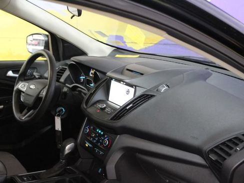 Used 2018 Ford Escape SE w/ SE SYNC Package FWD image 12