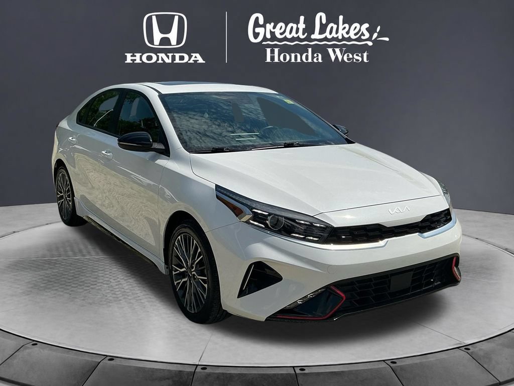 Used 2023 Kia Forte GT-Line w/ GT-Line Premium Package FWD image 7