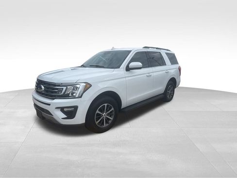 Used 2020 Ford Expedition XLT image 15