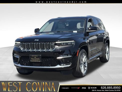 Used 2022 Jeep Grand Cherokee Summit w/ Advanced Protech Group IV AWD/4WD image 4