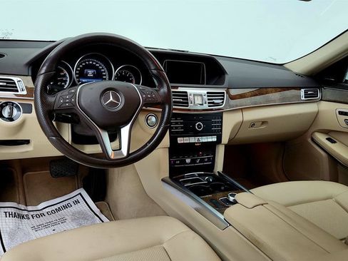 Used 2016 Mercedes-Benz E 350 4MATIC Sedan image 11