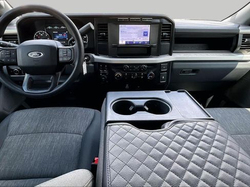 Used 2023 Ford F250 XL w/ STX Appearance Package AWD/4WD image 14