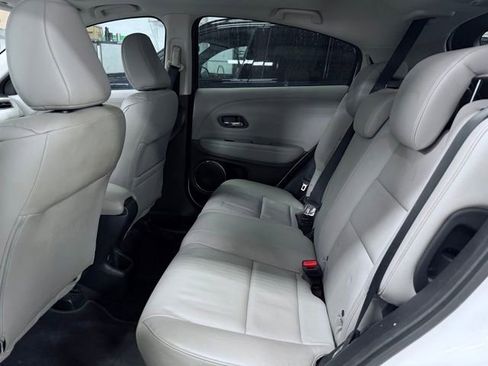 Used 2017 Honda HR-V EX-L image 18
