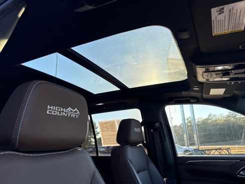 Used 2024 Chevrolet Tahoe High Country w/ Premium Package image 12