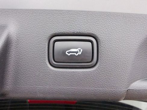 Used 2023 Hyundai Palisade Limited AWD/4WD image 32