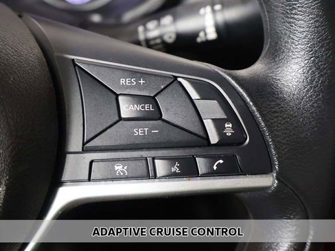 Used 2024 Nissan Sentra SV FWD image 3