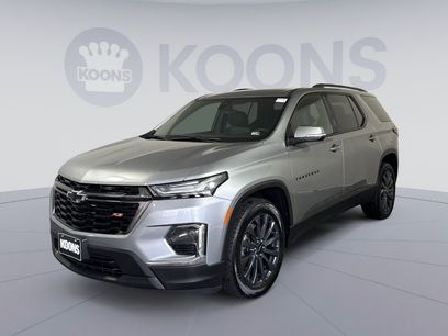 Used 2023 Chevrolet Traverse RS