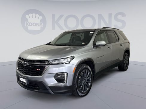 Used 2023 Chevrolet Traverse RS AWD/4WD image 1