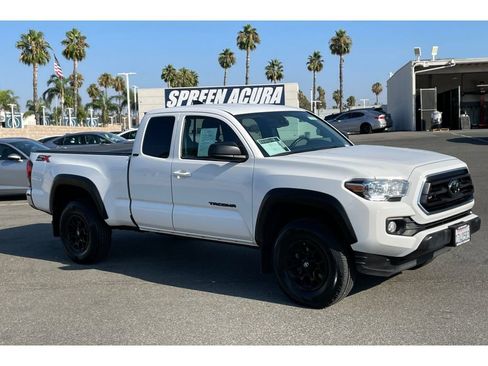 Used 2023 Toyota Tacoma SR5 image 7