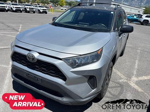 Used 2019 Toyota RAV4 LE w/ All Weather Liner Package AWD/4WD image 17