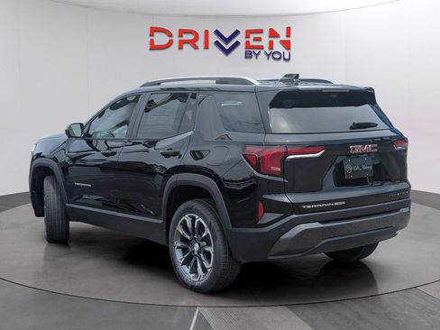 New 2026 GMC Terrain Elevation w/ Elevation Premium Package image 3