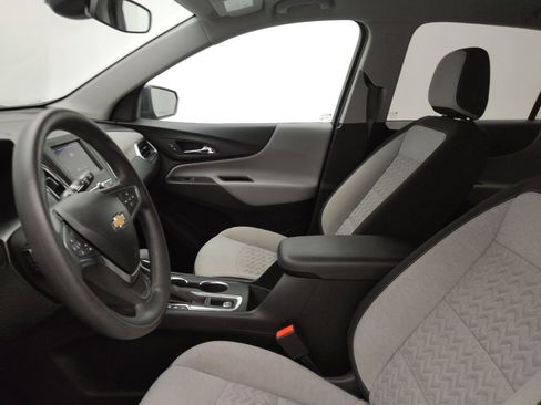 Used 2022 Chevrolet Equinox LT FWD image 17