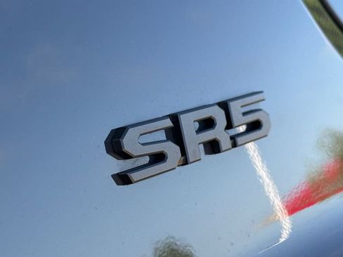 Used 2025 Toyota 4Runner SR5 AWD/4WD image 6