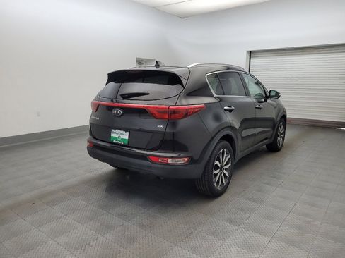 Used 2017 Kia Sportage EX w/ EX Premium Package FWD image 9