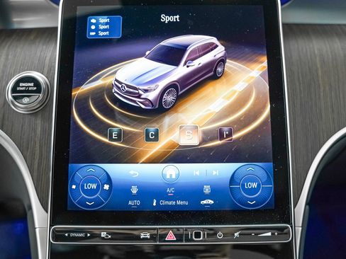 Certified 2026 Mercedes-Benz GLC 300 image 18