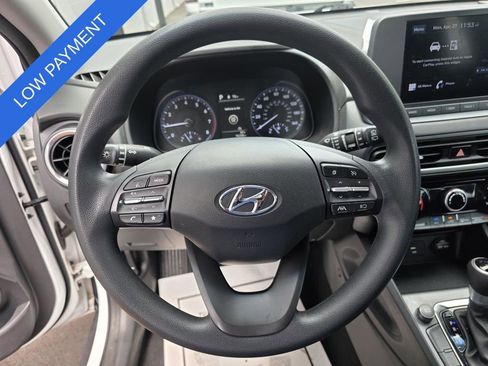 Used 2022 Hyundai Kona SEL FWD image 16