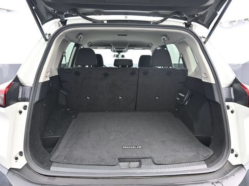 Used 2023 Nissan Rogue S AWD/4WD image 16