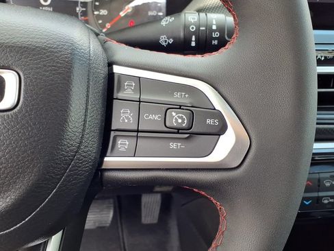 Used 2022 Jeep Compass Trailhawk w/ Sun and Sound Group AWD/4WD image 23