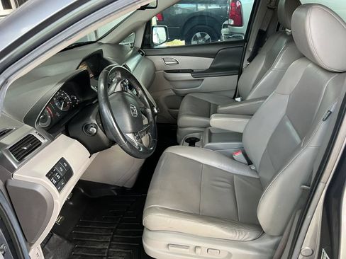 Used 2013 Honda Odyssey Touring image 8