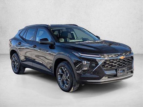 New 2026 Chevrolet Trax LT w/ Driver Confidence Package image 6