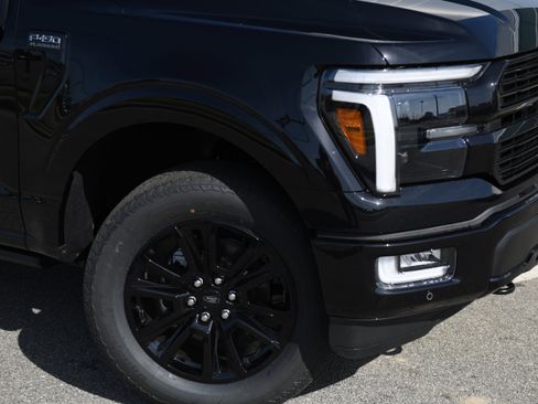 New 2026 Ford F150 Platinum image 3
