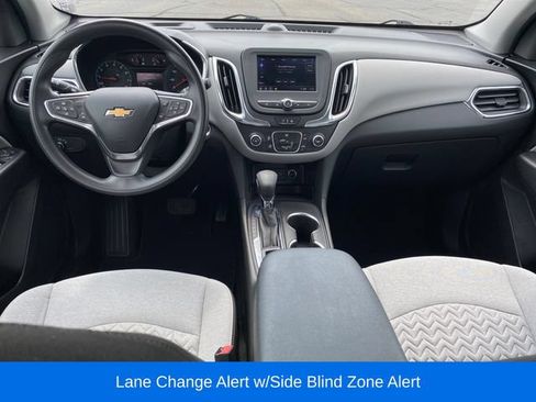 Certified 2022 Chevrolet Equinox LS w/ Driver Confidence II Package AWD/4WD image 5