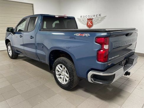 Used 2024 Chevrolet Silverado 1500 LT AWD/4WD image 4