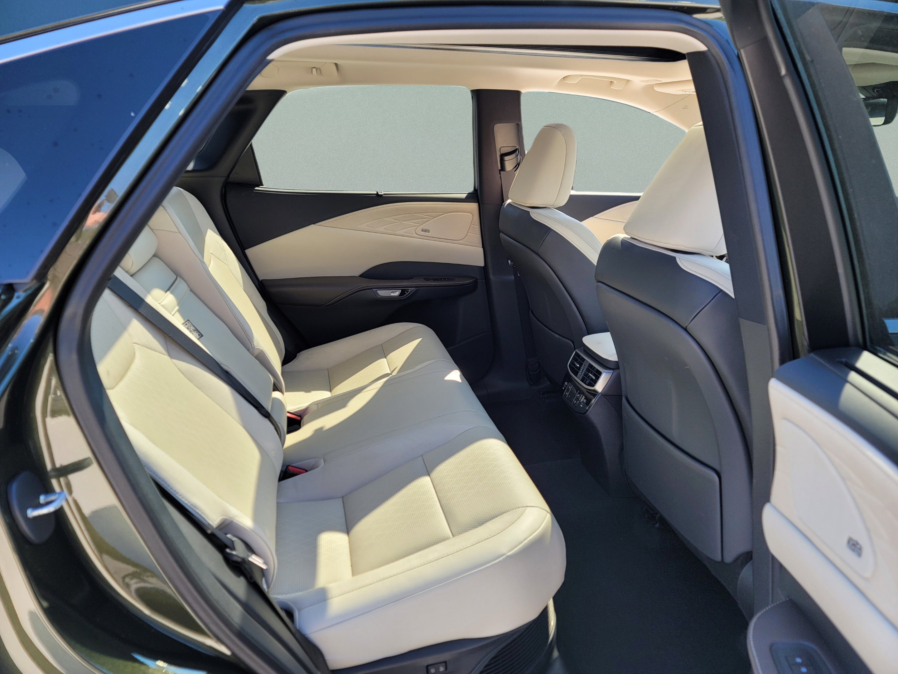Certified 2025 Lexus RX 350 w/ Convenience Package AWD/4WD image 23