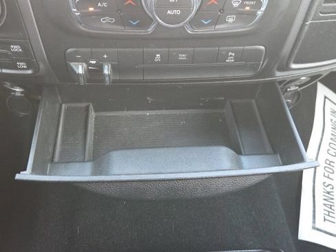 Used 2022 RAM 1500 Warlock AWD/4WD image 33