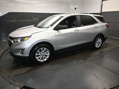 Used 2021 Chevrolet Equinox LS w/ LS Convenience Package