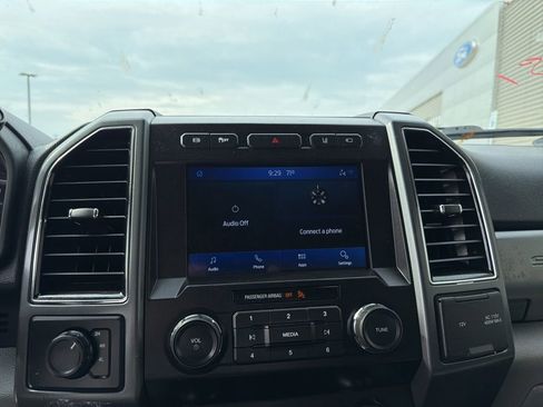 Used 2022 Ford F450 XLT AWD/4WD image 29