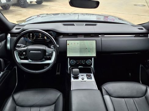 Used 2023 Land Rover Range Rover SE AWD/4WD image 10